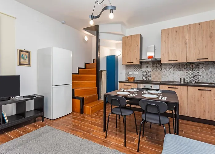 Naxos 144 * Giardini Naxos